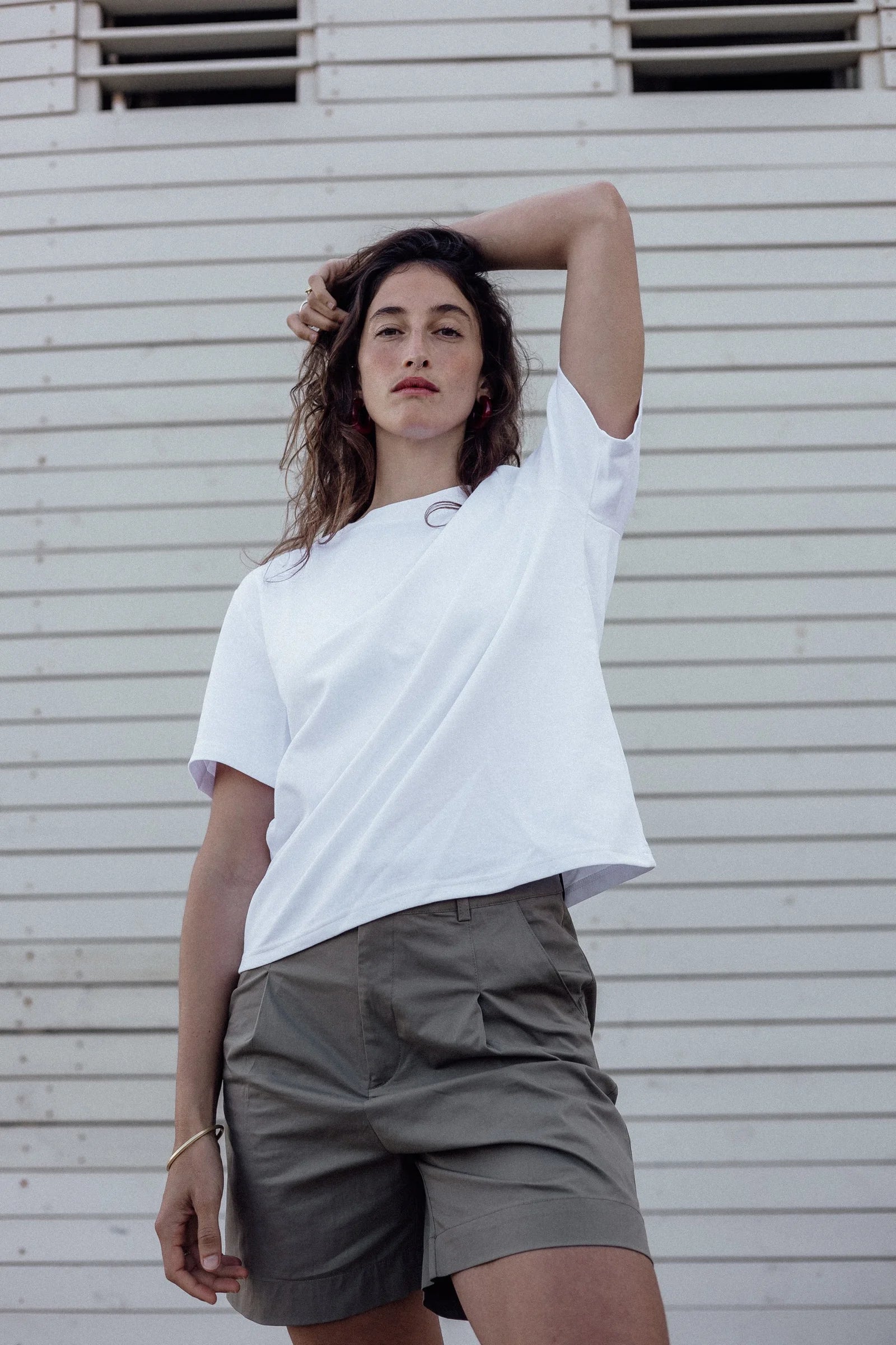 BASIC 001 WHITE