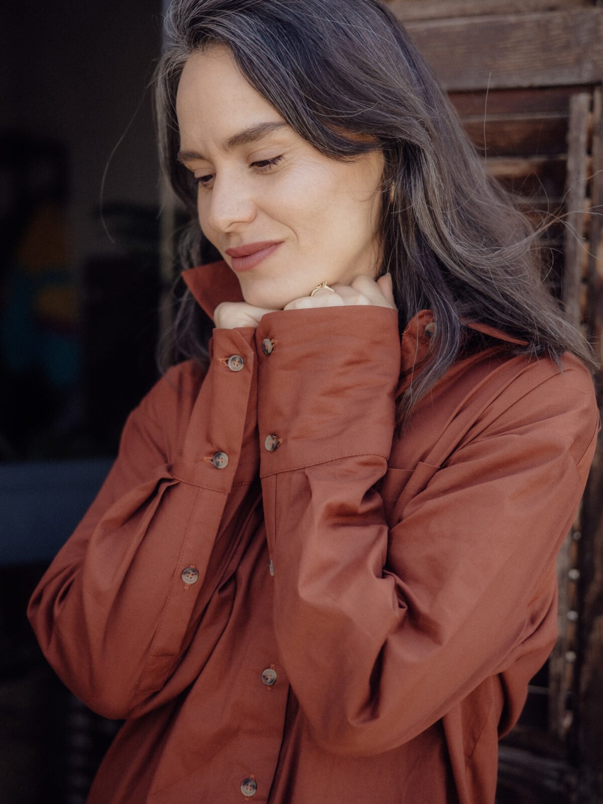 SARA BRICK BUTTON DOWN SHIRT