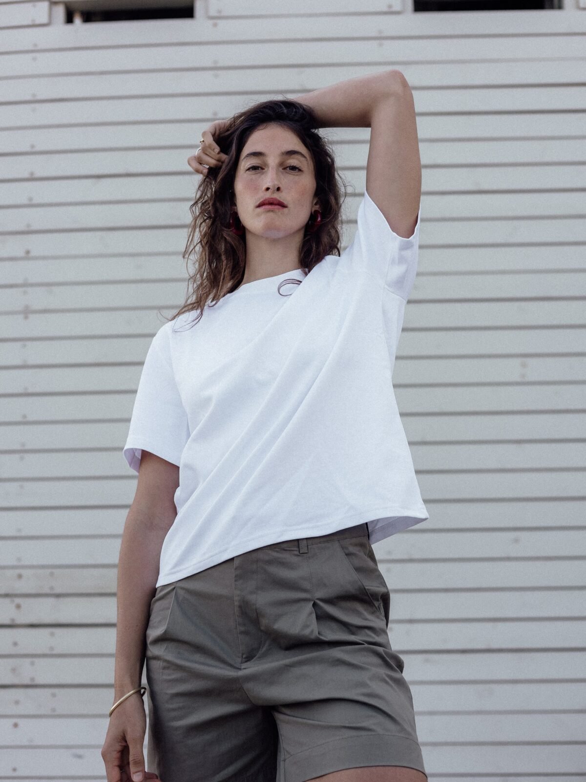 BASIC 001 WHITE
